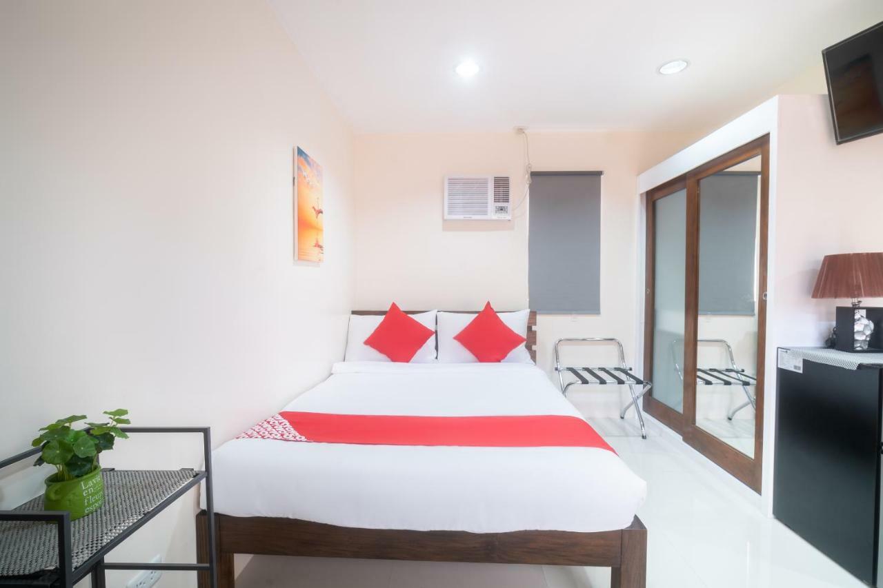 Oyo 199 Solange Apartelle Davao Экстерьер фото