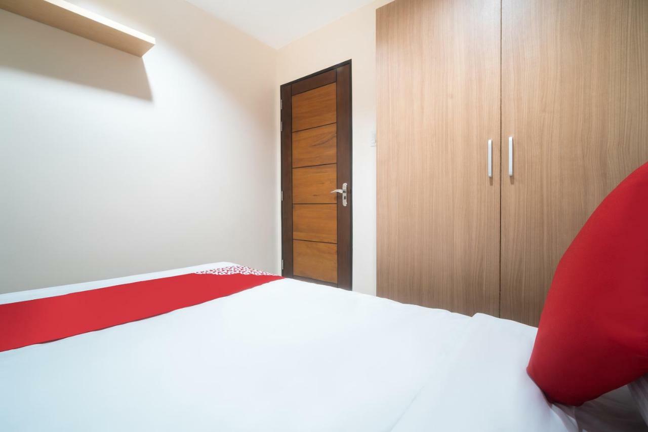 Oyo 199 Solange Apartelle Davao Экстерьер фото