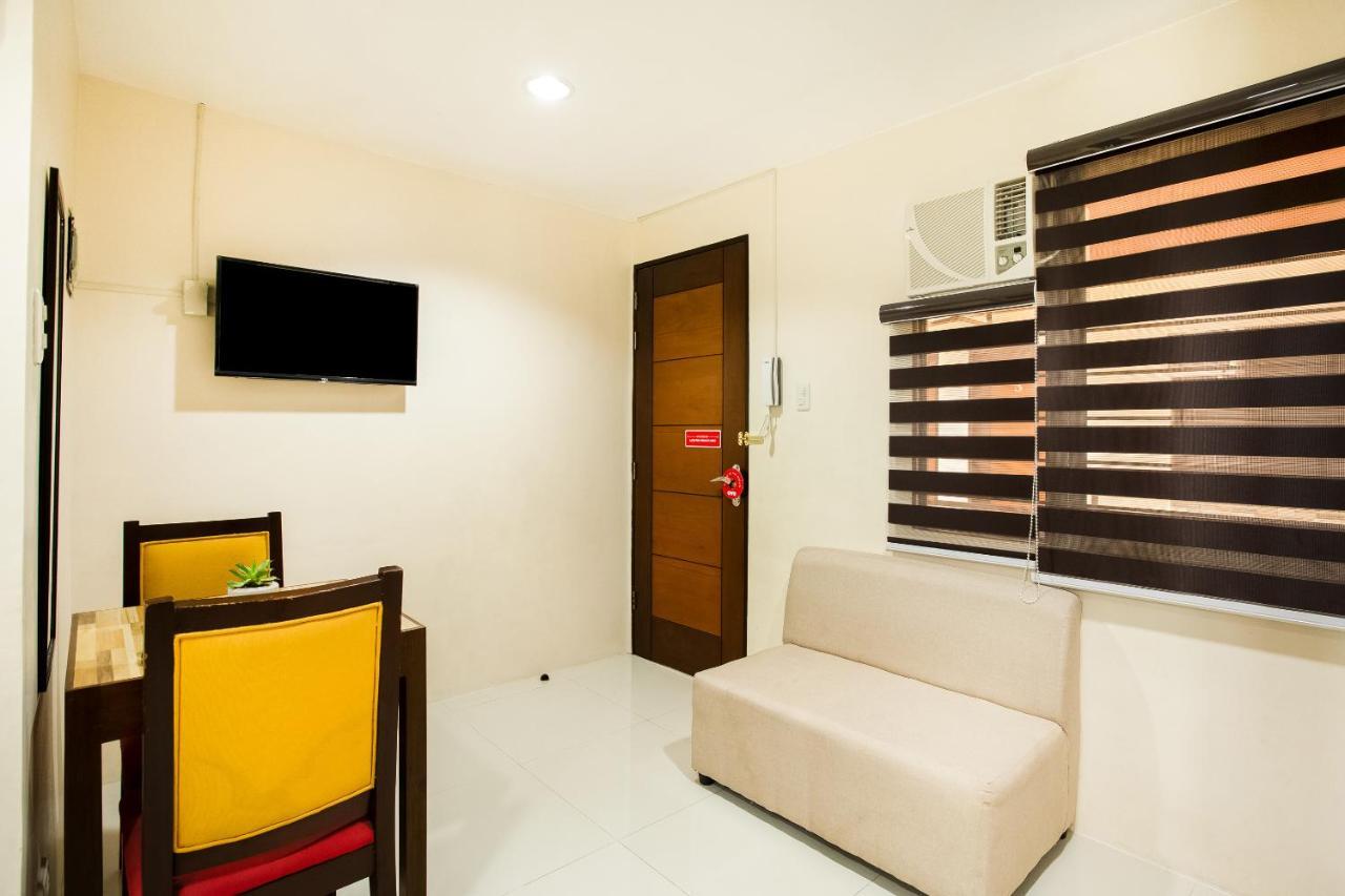 Oyo 199 Solange Apartelle Davao Экстерьер фото